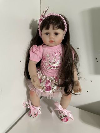 24  Real Lifelike Reborn Baby Doll Weighted Cloth Body Toddler Girls Baby Dolls