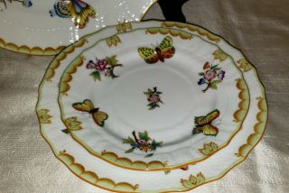 SPECIAL ORDER HEREND QUEEN VICTORIA 5 PC PLACE SETTING A2001 RARE 