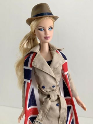 Barbie Dolls of The World - United Kingdom Doll Union Jack 3