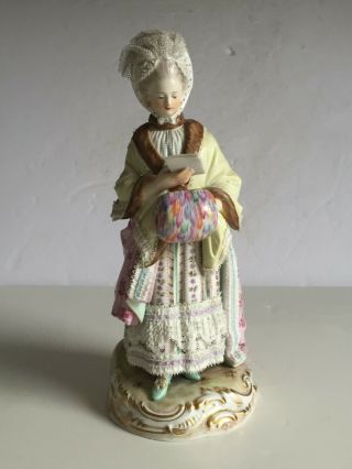 Antique Meissen Porcelain Lady With Muff Figurine With Lacy Costume D66 122