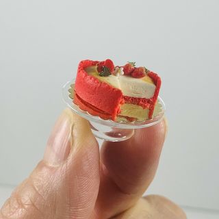 Artisan Dollhouse Miniature Valentine’s Day Cake In 1/12 Scale