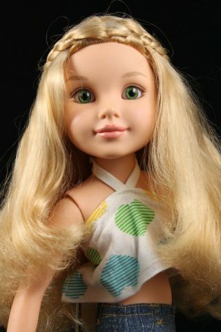 Mga Best Friends Club 18 " Kaitlin Jointed Vinyl Doll 2009 Green Eyes Blonde