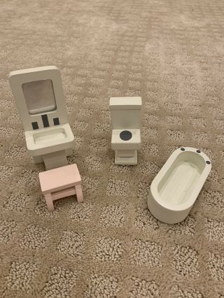 Pottery Barn Wood Dollhouse Furniture Bathroom Set White Tub Sink Mirror Toilet