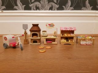 Sylvanian Families Pizza Delivery Set And Doughnut Stand