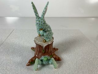 Herend Down The Rabbit Hole Bunny In Tree Figurine Lime Fishnet 5804