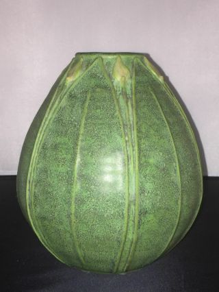Vintage Jemerick Classics 112 8 Inch Grueby Arts & Crafts Leaf & Bud Vase