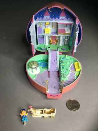 Vintage 1992 Bluebird Polly Pocket Pink Heart Starlight Castle,  Doll Lights Work