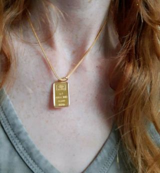 PAMP Suisse 5 Grams Gold.  9999 Fine Lady Fortuna Bar W 18K Pendant Frame 4