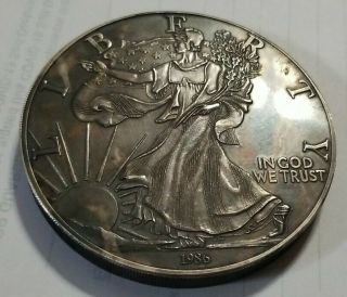 1986 Walking Liberty 1 Troy Pound.  999 Fine Silver