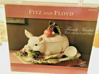Fitz & Floyd French Market 4.  5 Qt Pig Tureen,  Lid,  Ladle & Platter Retired Nib