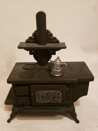Dollhouse Miniature 1:12 Cast Iron Look Stove