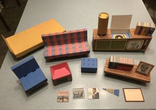 1962 Barbie Dream House Cardboard Furniture And Vintage Accessories