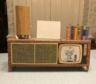 1962 Barbie Dream House Cardboard Furniture And Vintage Accessories 2