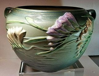 Roseville Pottery Freesia Green Ceramic Jardiniere 669 - 8,  8 " X 12 "