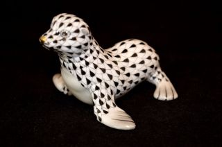 Herend Guild,  Sea Lion Pup Porcelain Figurine,  Black,  Flawless,  Retail $340