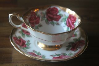 Paragon Large Red Cabbage Roses Gold Tea Cup Teacup Saucer