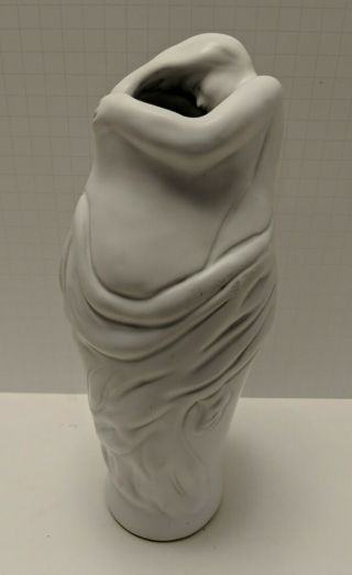 Van Briggle Pottery " Lorelei " White Ceramic Vase With Finisher Mark " D.  R.  "