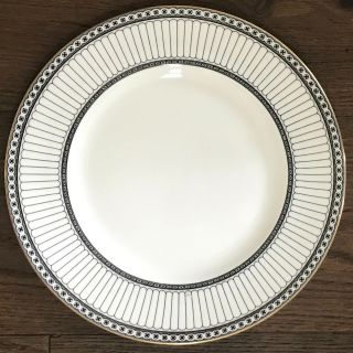 6 Wedgwood Colonnade Black Dinner Plates • Width: 10 5/8 In