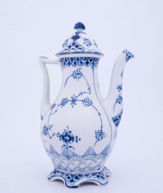 Coffee Pot 1202 - Blue Fluted - Royal Copenhagen - Full Lace - 2nd Quality