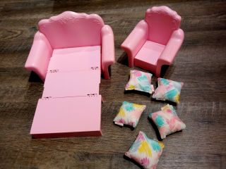 Vintage Barbie Sweet Roses Pinl Sofa Bed Couch Chair & 5 Pillows