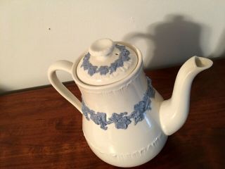 Wedgwood China Embossed Queensware Lavender On Cream Shell Edge Coffee Pot 2