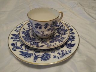 Wedgewood Avon Blue Bone China 1950s Set Of 8 Cups,  Saucers & Cake Plates