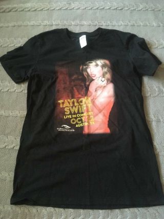 Taylor Swift Live In Concert Austin Texas T - Shirt Small