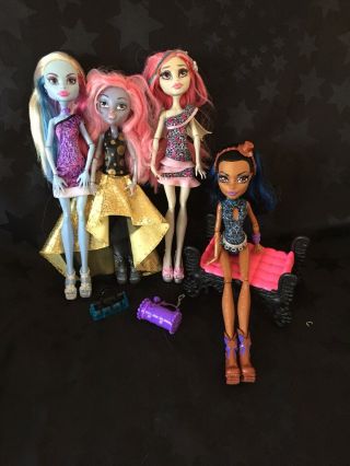 Monster High - Doll Bundle - Abbey,  Mouscedes,  Rochelle,  Robecca