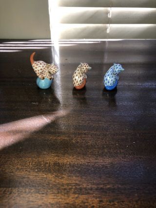 Set Of 3 Herend Porcelain Fishnet Cat Figurines