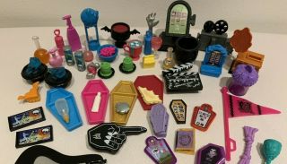 Monster High Accessories Furniture X50 Items Plates Cups Dishs Food Bottles Book