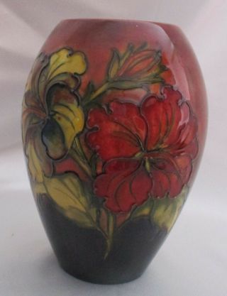 Moorcroft Pottery Vase,  Hibiscus Pattern,  Designer Walter Moorcroft,  7 - 1/4 " Tall