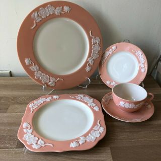 Lovely Lenox Apple Blossom Coral 5 piece Place Setting 3