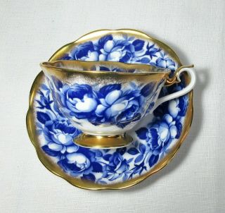 1960s ROYAL ALBERT ENGLAND BLUE CABBAGE ROSES TREASURE CHEST SERIES CUP & SAUCER 2