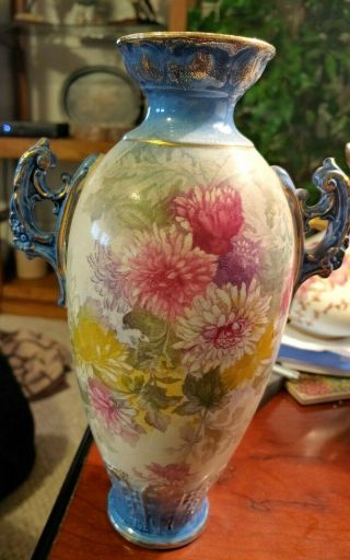 Beautifully Hand Decorated German Royal Bonn Fine Porcelain Vase