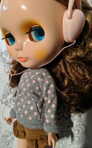 Stock Outfit For Friendly Freckles Blythe Takara Headphones Sweatshirt Shorts