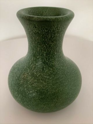 Hampshire Pottery 164 – Bulbous Cucumber Matte Green Bud Vase Arts & Crafts