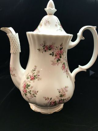Royal Albert Lavender Rose Bone China England Large Coffee Pot