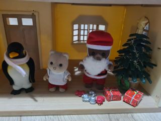 Sylvanian Families Father Christmas With Tree,  Accessories And 2 Helper Figures