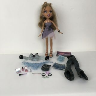 Bratz Girlz Nite Out Yasmin Doll Outfits & Accessories Almost Complete