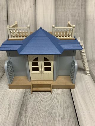 Sylvanian Families Summer House - Beach - Blue Complete
