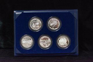 1981 - 1982 Bunker Hill Silver Medallion Series 1 - Oz Bu Silver.  999 Set W/ Case