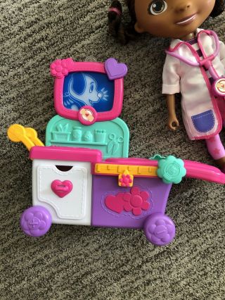 Disney Doc McStuffins Walk N Talk Doll Car Doctor Mobile X Ray Machine Cart 2
