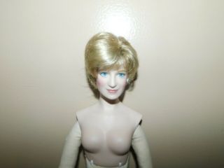 Franklin Princess Diana Queen Of Fashion Nude Porcelain Doll