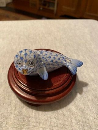 First Edition Herend Baby Seal Porcelain Figurine Blue Fishnet 15562 Isvhb F97