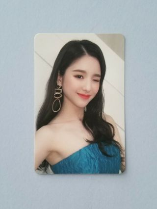 Loona Heejin Official 2020 Seasons Greetings Photocard