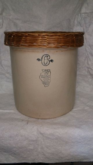 6 Gallon Stoneware Crock: Wh S.  P.  &s.  Co. ,  White Hall,  Illinois