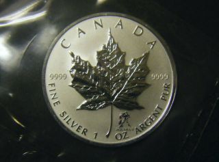 2004 Canada $5 1oz Aquarius Privy Mark Silver Maple Leaf Coin Zodiac Series