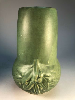 Mccoy Bulbous Holly Berry Matte Green Old Arts And Crafts Pottery Vase