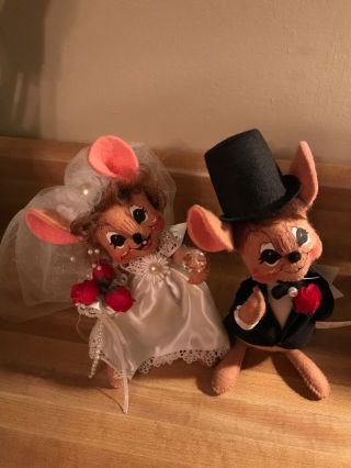 Analee Bride And Groom Mice