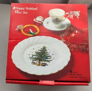 Nikko Christmas Happy Holidays 12 Piece Dinner Dish Set Serves 4